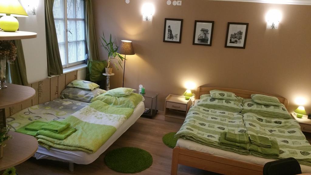 Apartment Patricia With Garden Βουδαπέστη Δωμάτιο φωτογραφία