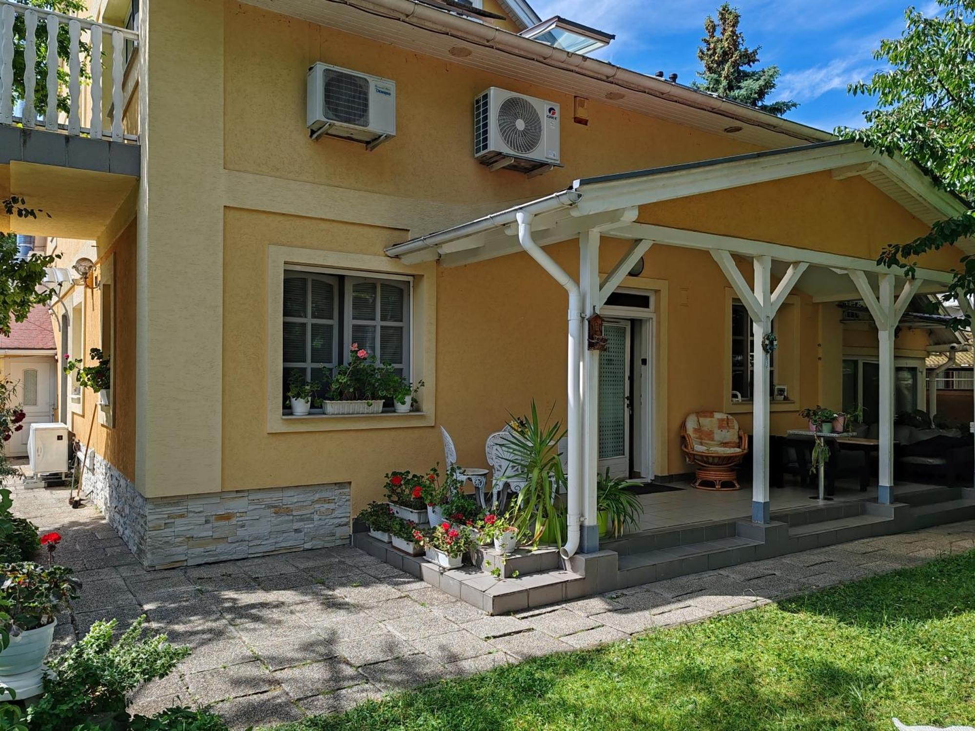 Apartment Patricia With Garden Βουδαπέστη Εξωτερικό φωτογραφία