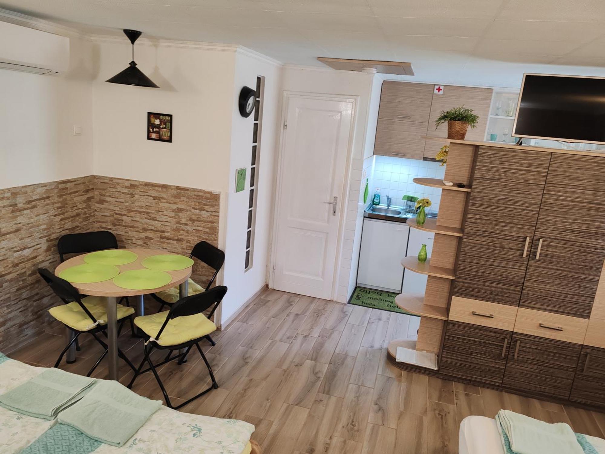 Apartment Patricia With Garden Βουδαπέστη Εξωτερικό φωτογραφία
