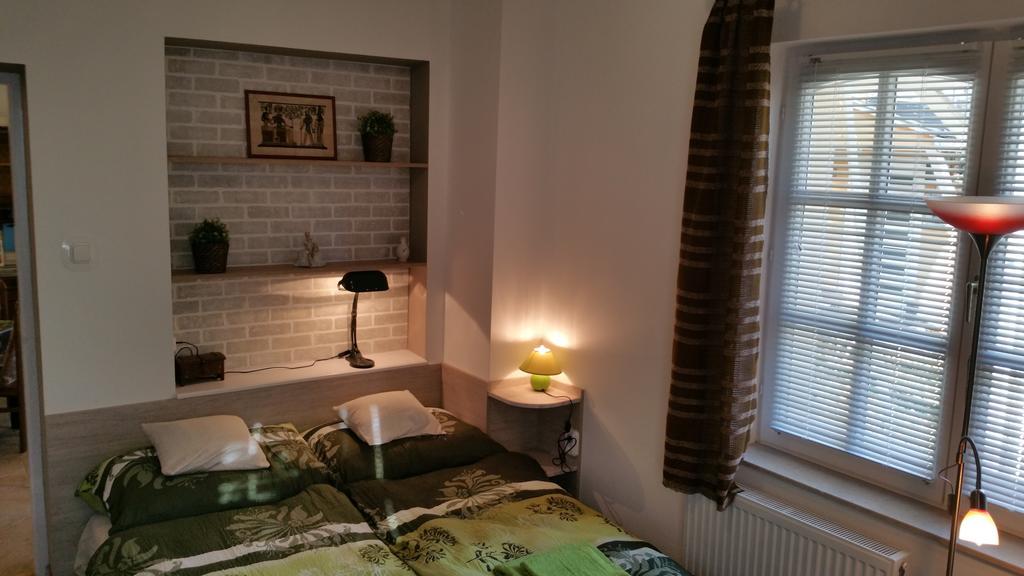 Apartment Patricia With Garden Βουδαπέστη Δωμάτιο φωτογραφία