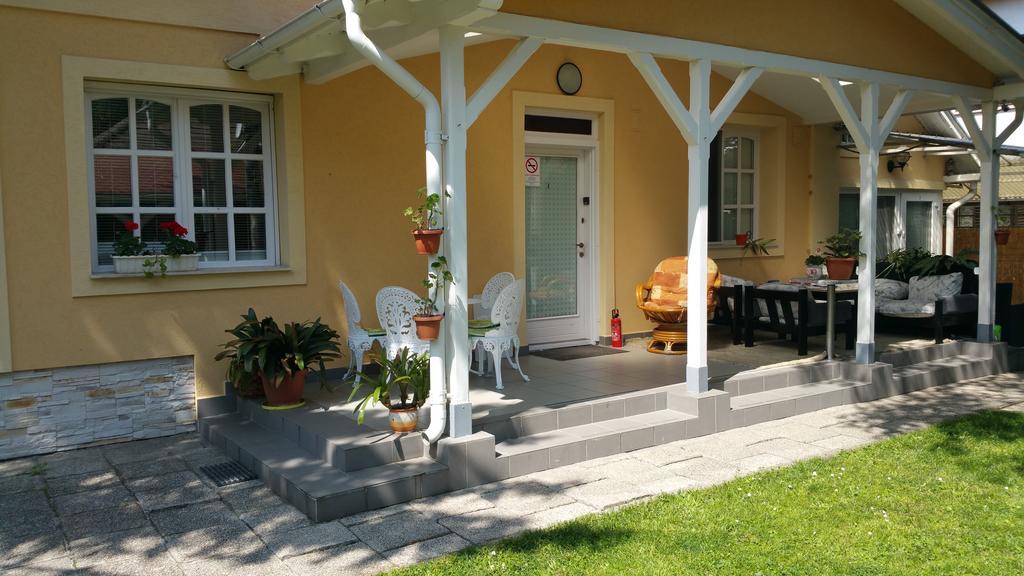 Apartment Patricia With Garden Βουδαπέστη Εξωτερικό φωτογραφία